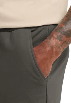 CELEBRATE THE PAW SHORTS M