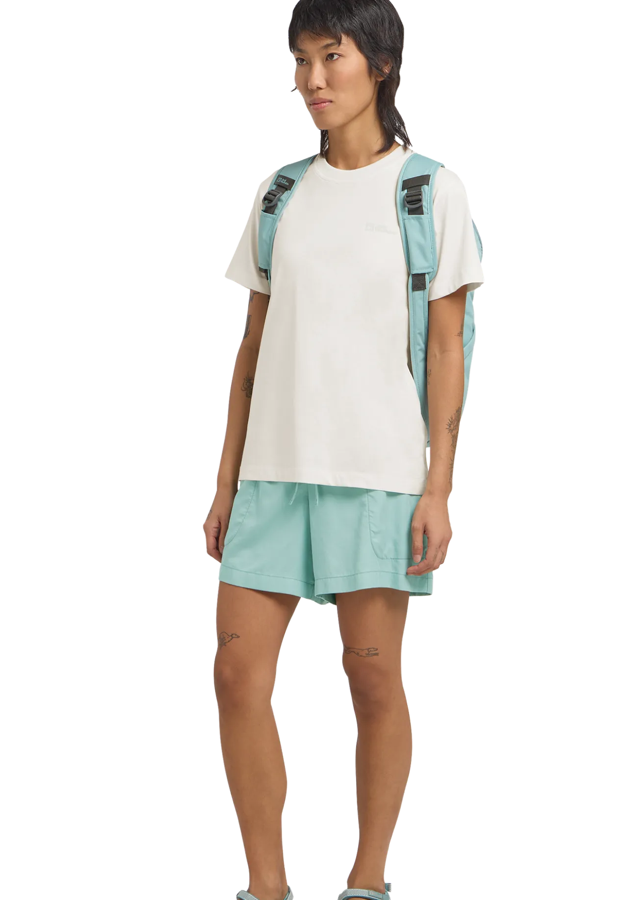 ESSENTIAL T W