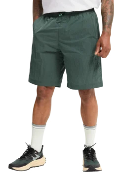FIND THE WILD SHORTS M