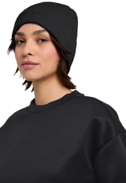 FUZZY BEANIE