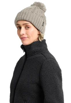 POMPOM BEANIE
