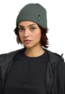 RIB KNIT BEANIE