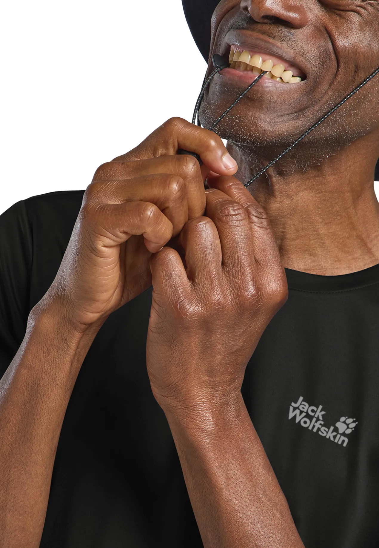 TECH T M