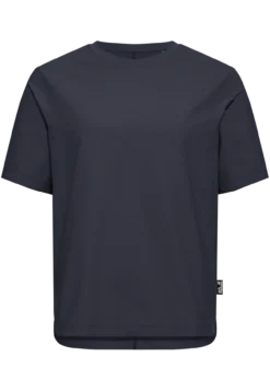 TRAVEL T W