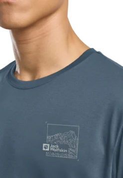 VONNAN GRAPHIC T M