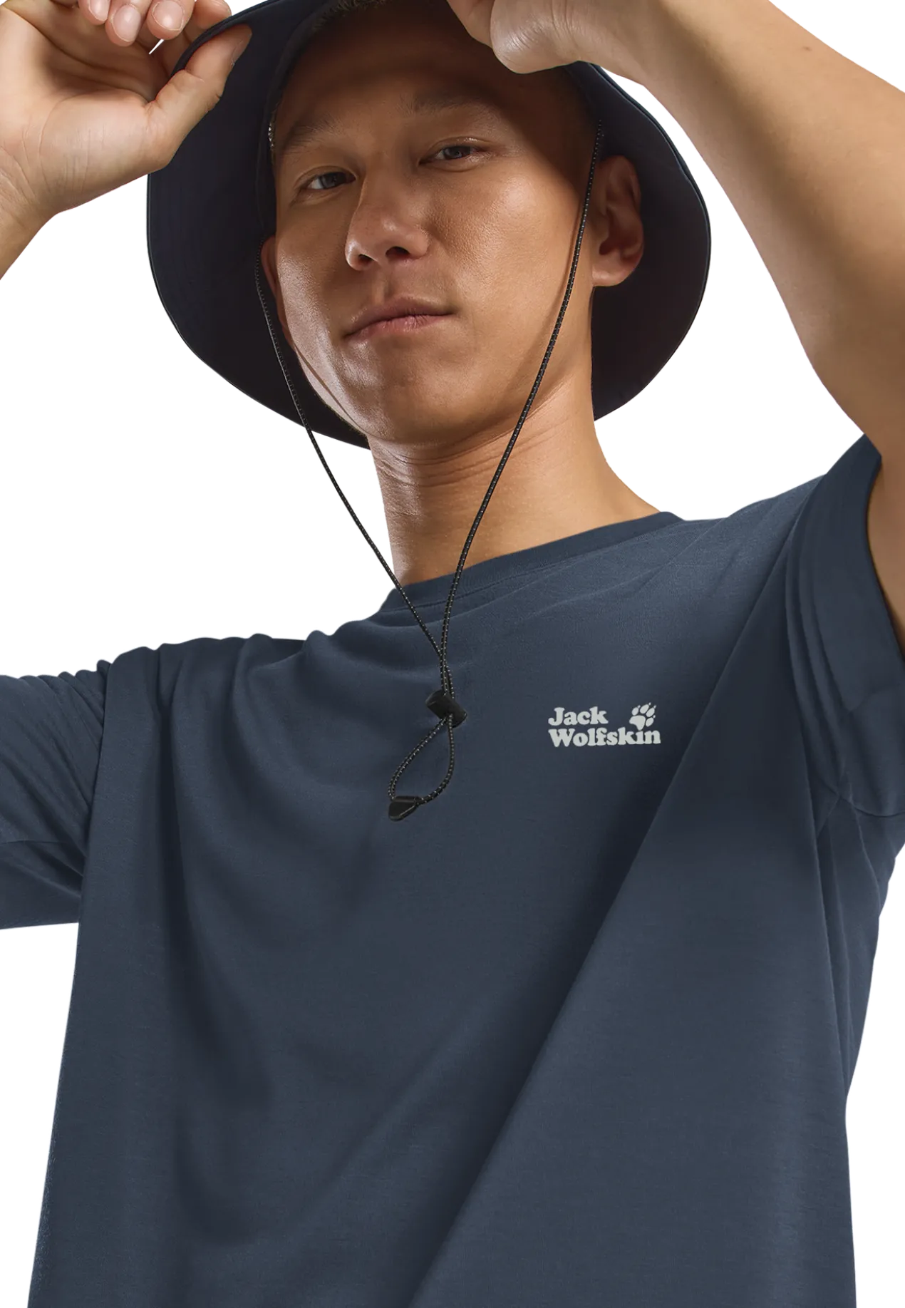 VONNAN GRAPHIC T M