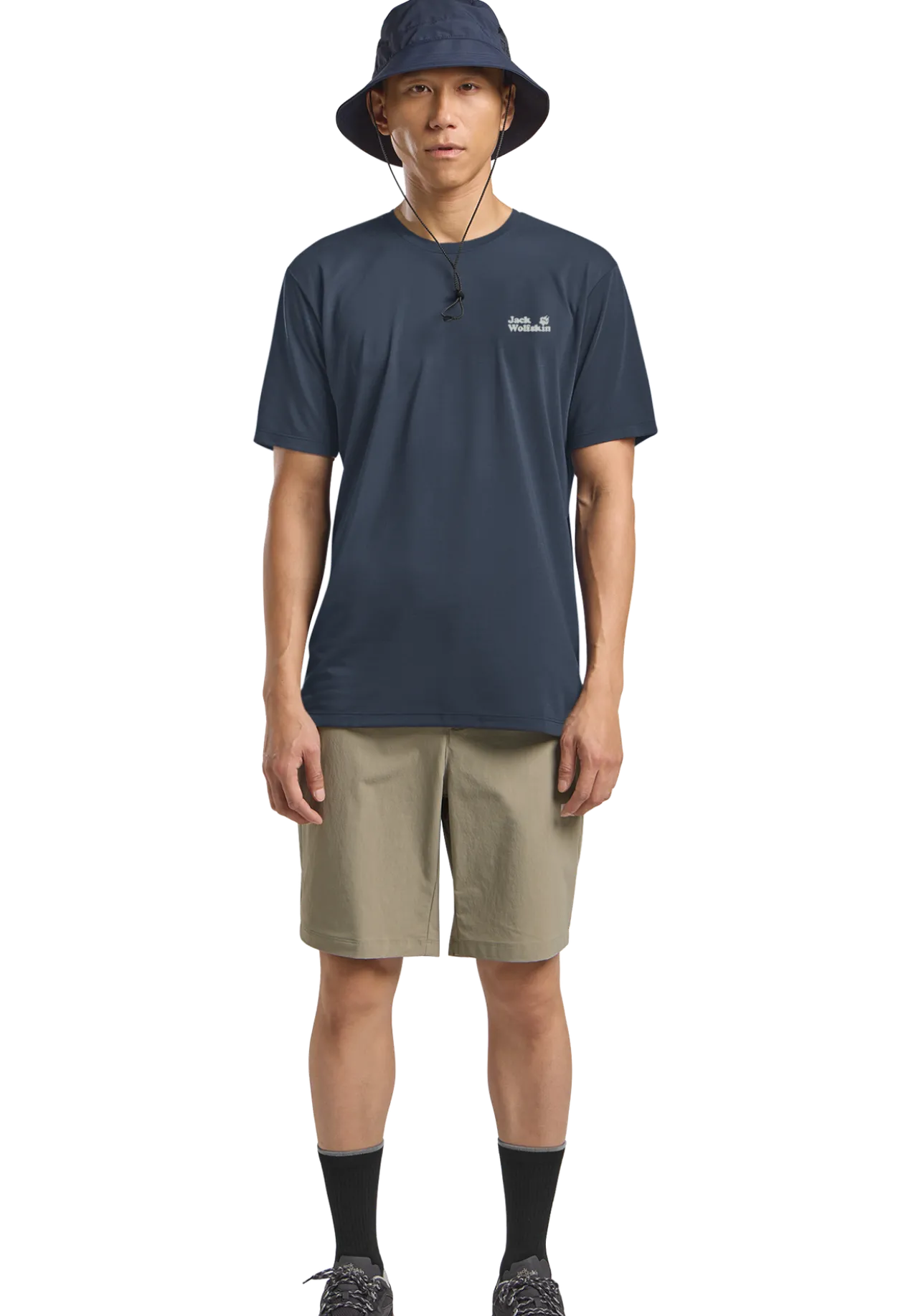 VONNAN GRAPHIC T M