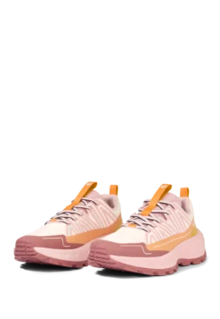 WILD HIKE LOW W